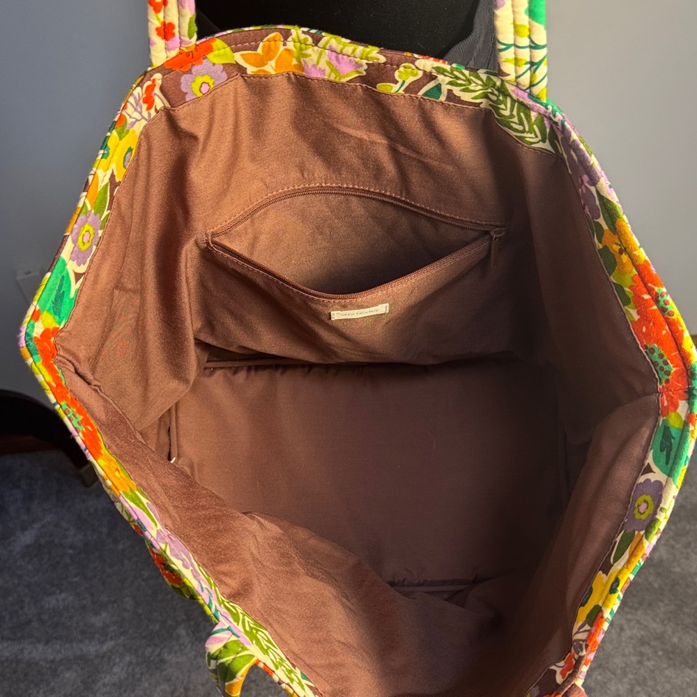 Vera Bradley Multicolor Floral Travel Tote NWOT - Picture 5 of 5